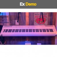 Display Model Yamaha P125 White Portable Digital Piano Complete Package (SN:BBBK01016) Display Model Yamaha P125 White Portable Digital Piano Complete Package (SN:BBBK01016)